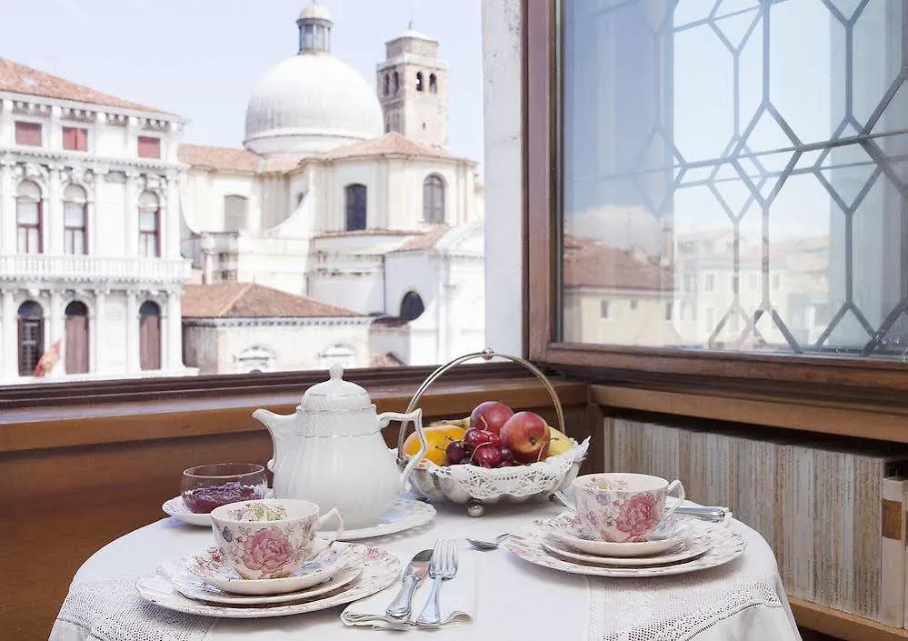 ** Bed & Breakfast Residenza Ca' Corner Bed and Breakfast Venedig Italien